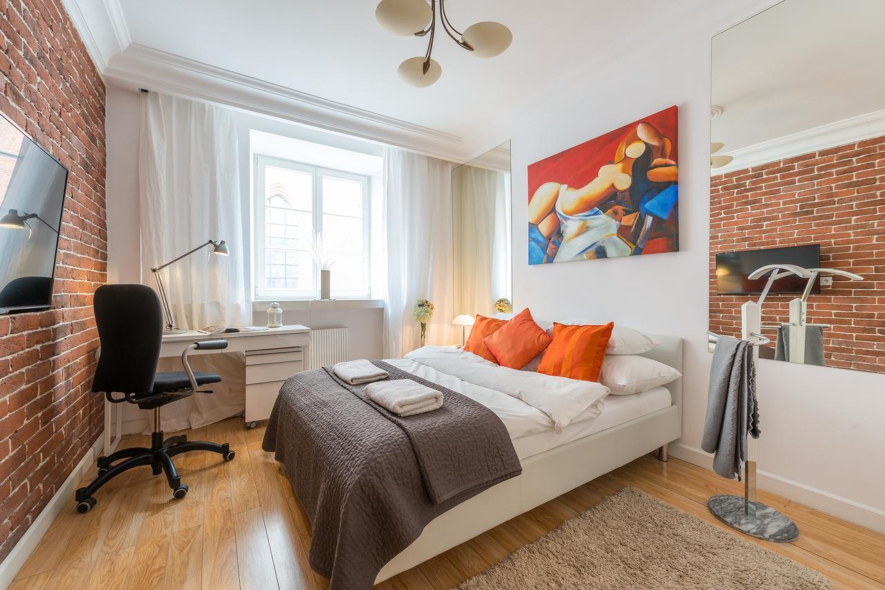 ורשה P&O Serviced Apartments Swietojanska מראה חיצוני תמונה